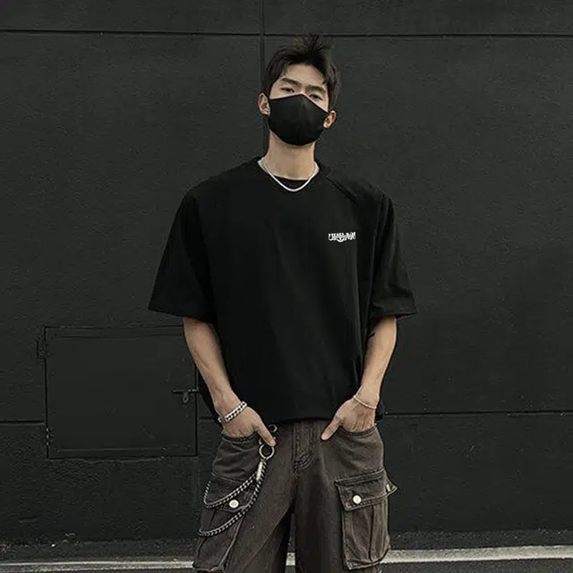 URBAN AUTHENTIC T