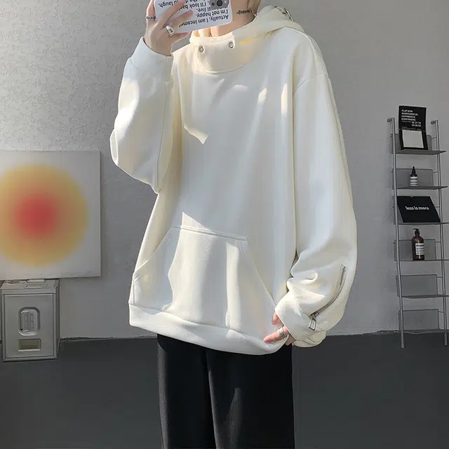 URBAN AUTHENTIC