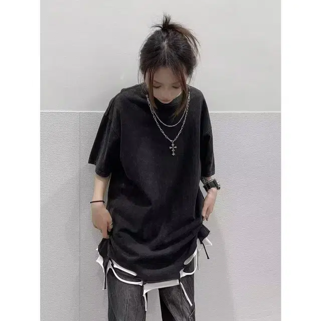 URBAN AUTHENTIC T
