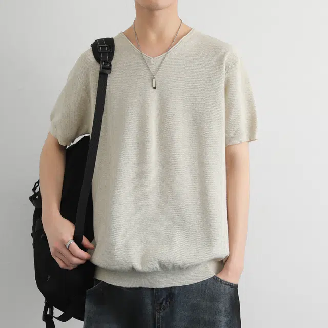 URBAN AUTHENTIC T