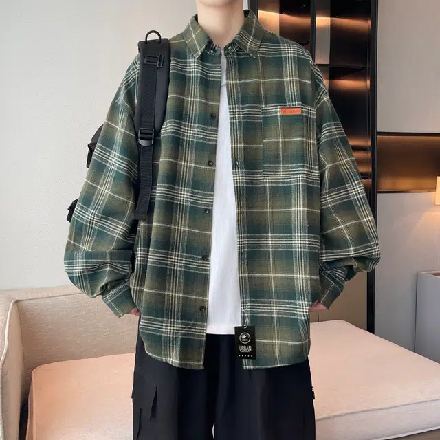 URBAN AUTHENTIC