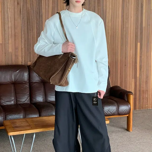 URBAN AUTHENTIC T