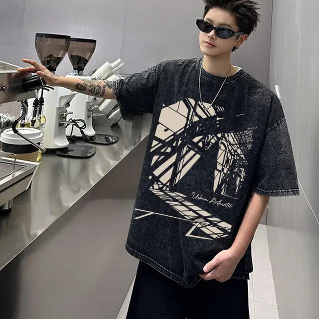 URBAN AUTHENTIC T