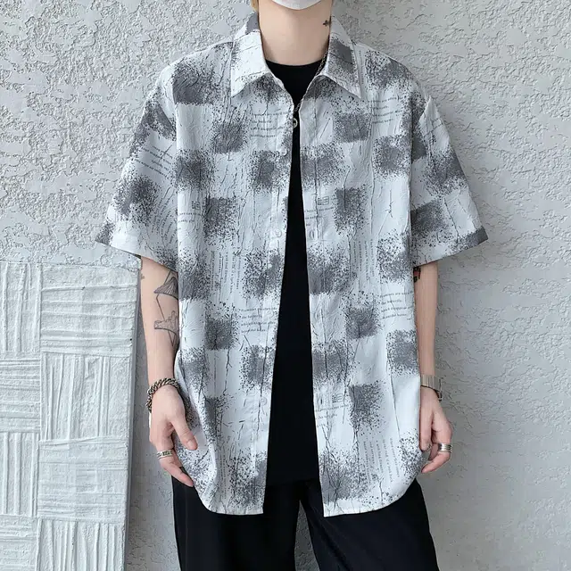 URBAN AUTHENTIC
