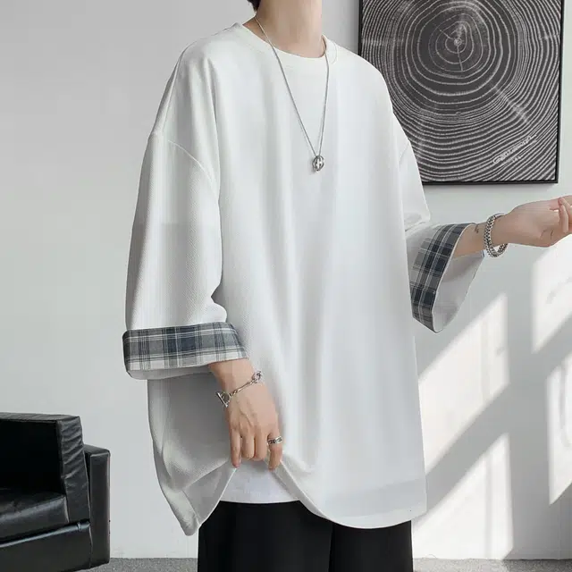 URBAN AUTHENTIC T