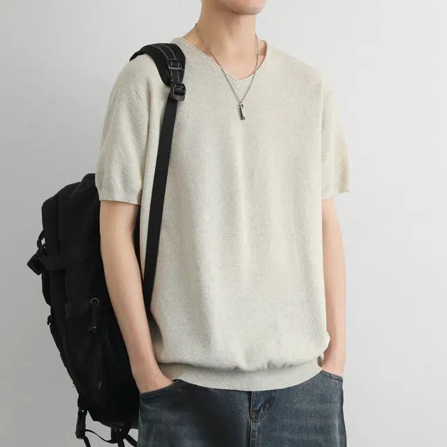 URBAN AUTHENTIC T