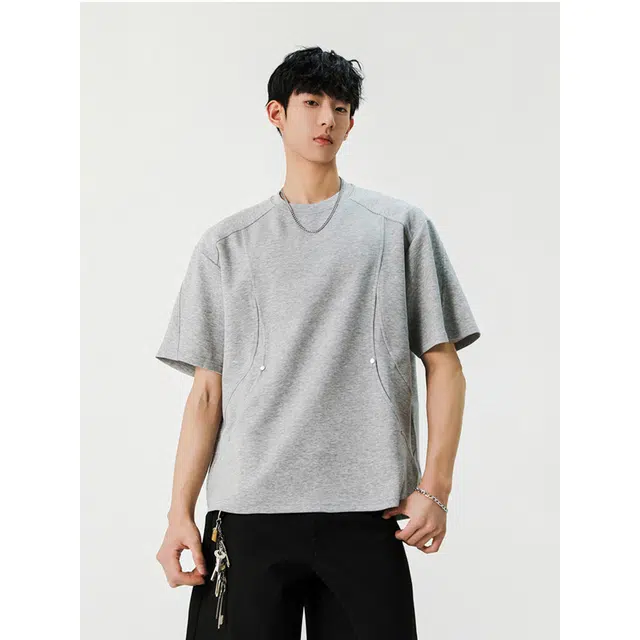 URBAN AUTHENTIC T
