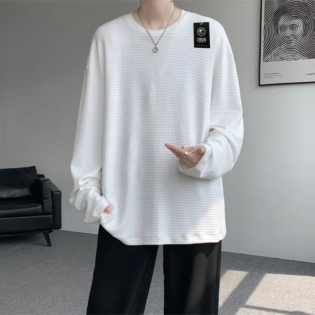 URBAN AUTHENTIC T