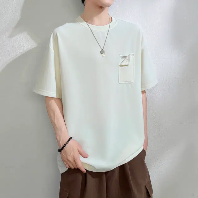 URBAN AUTHENTIC T
