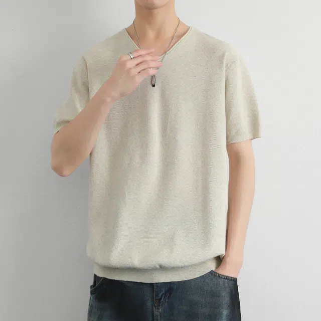 URBAN AUTHENTIC T