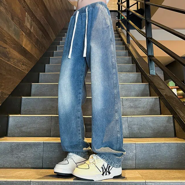 URBAN AUTHENTIC