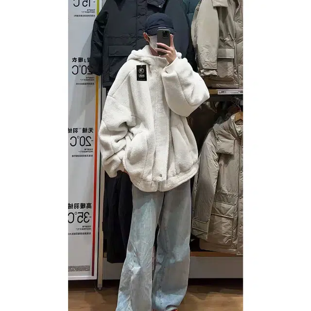 URBAN AUTHENTIC