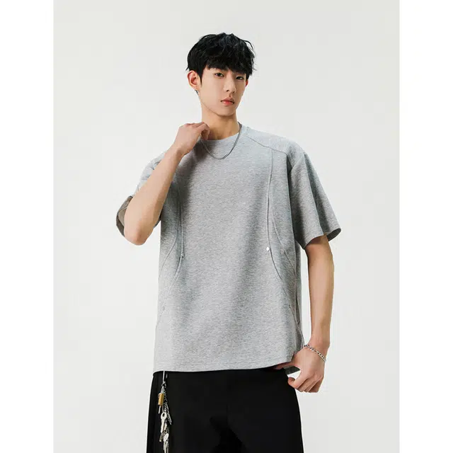 URBAN AUTHENTIC T