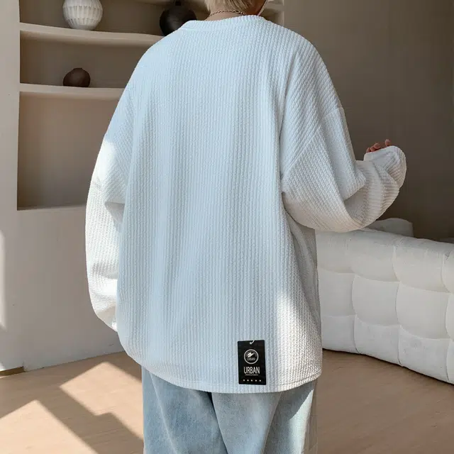 URBAN AUTHENTIC T