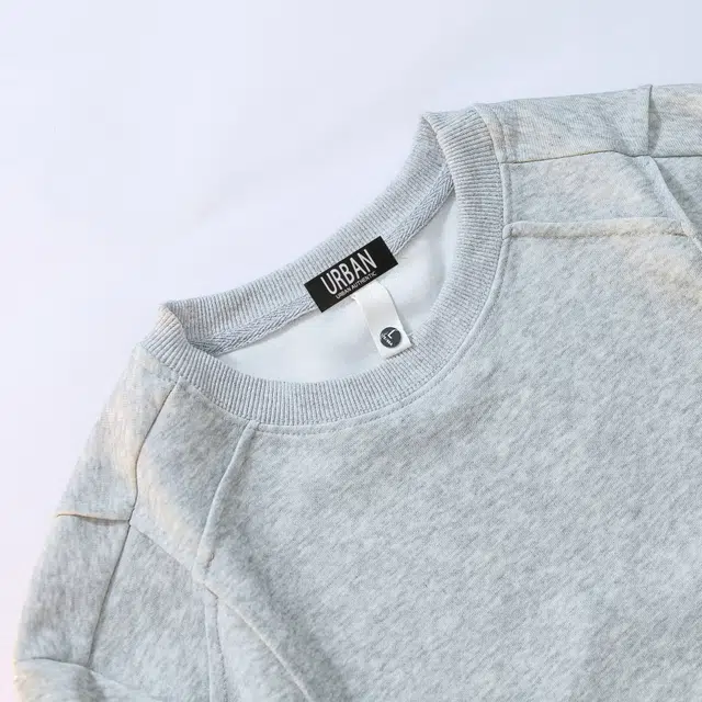 URBAN AUTHENTIC Tboxy
