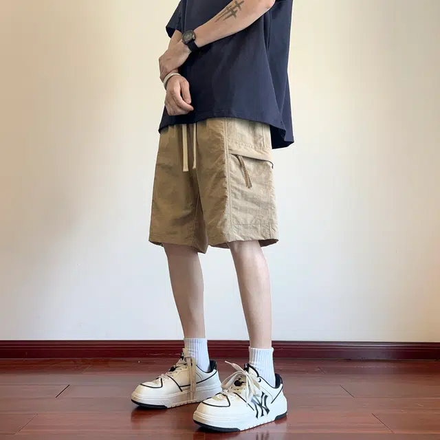 URBAN AUTHENTIC