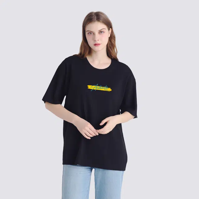 URBAN AUTHENTIC T