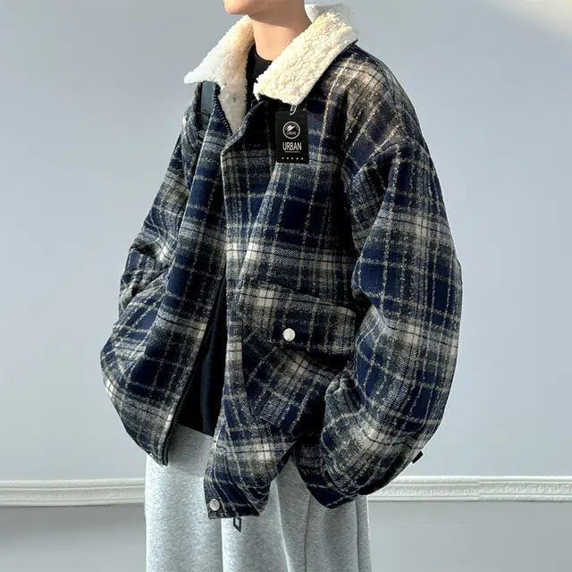 URBAN AUTHENTIC