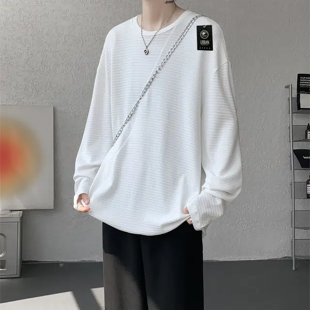 URBAN AUTHENTIC T