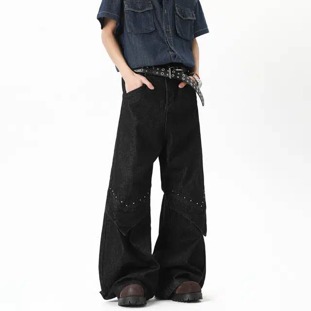 URBAN AUTHENTIC