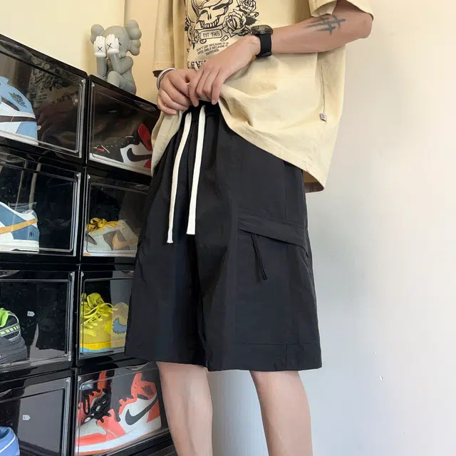 URBAN AUTHENTIC