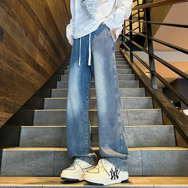 URBAN AUTHENTIC