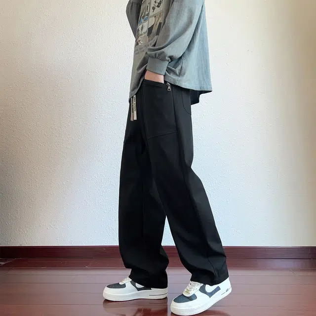 URBAN AUTHENTIC