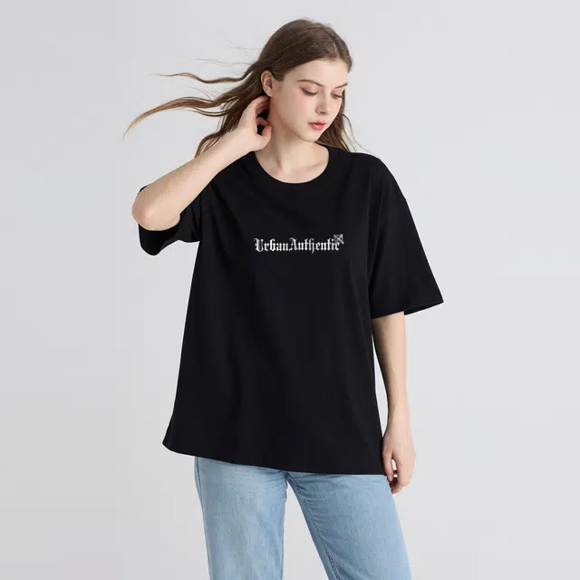URBAN AUTHENTIC T