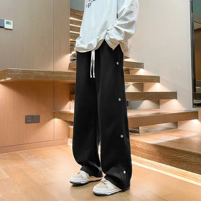 URBAN AUTHENTIC