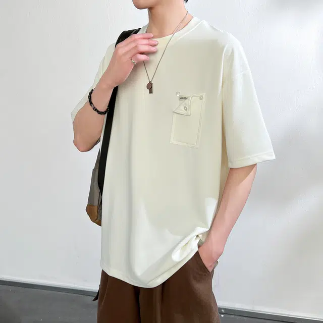 URBAN AUTHENTIC T