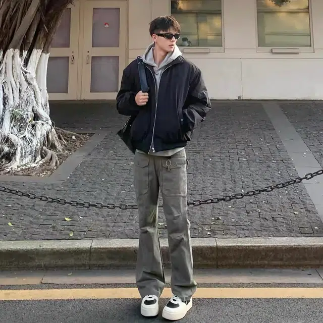 URBAN AUTHENTIC vibebomber