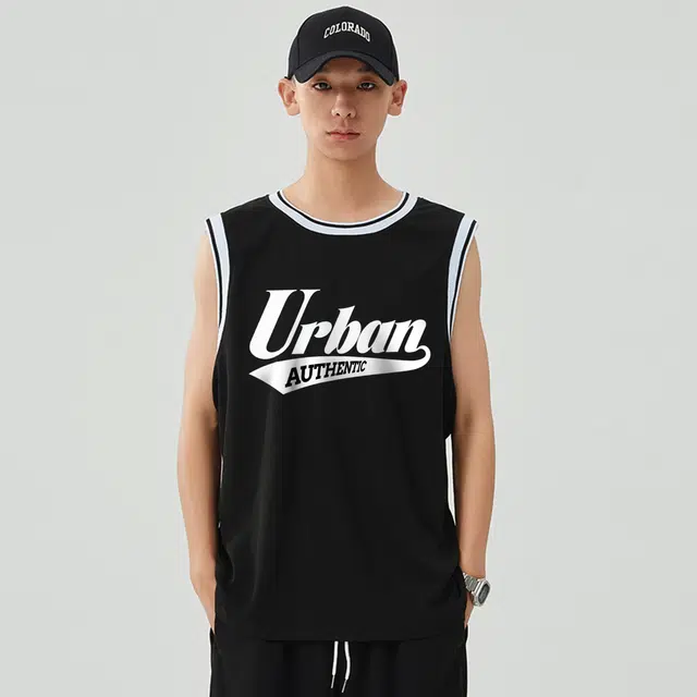 URBAN AUTHENTIC Logo