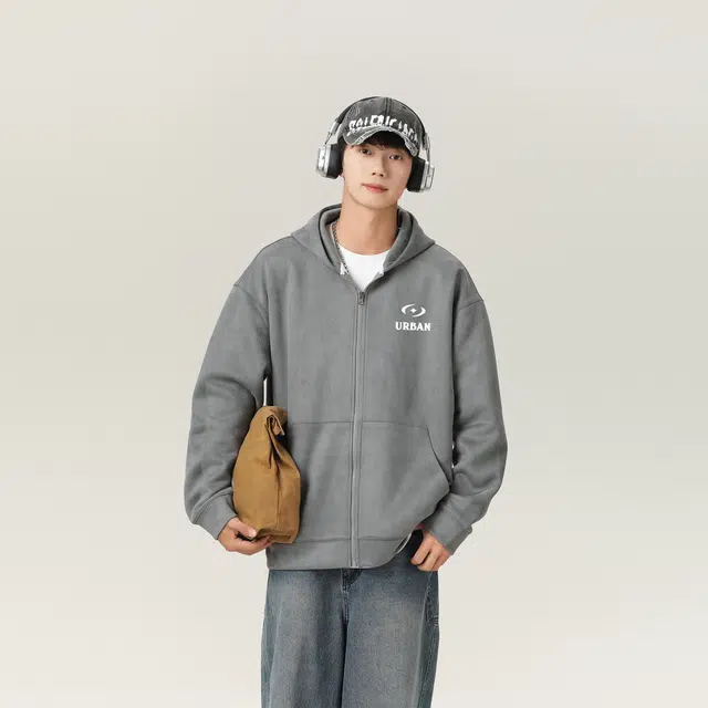 URBAN AUTHENTIC