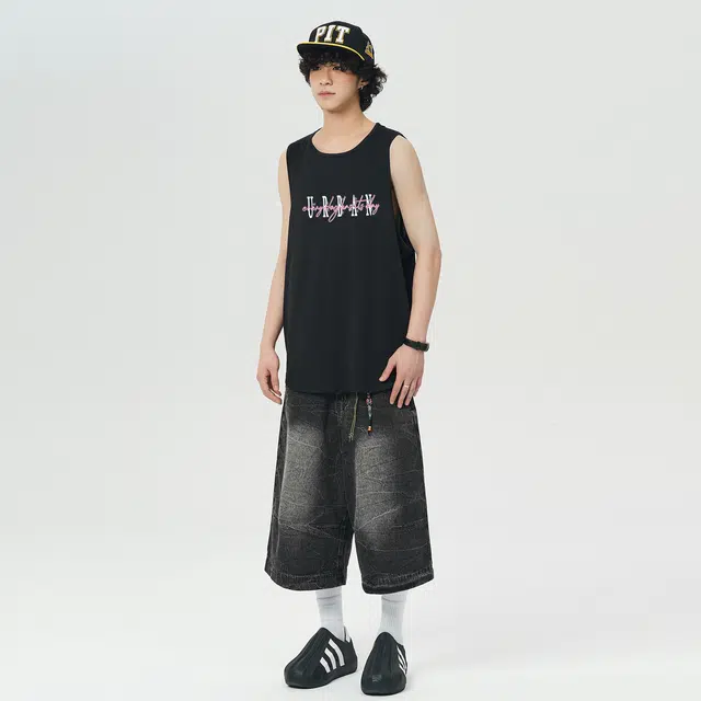 URBAN AUTHENTIC