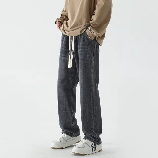 URBAN AUTHENTIC logo