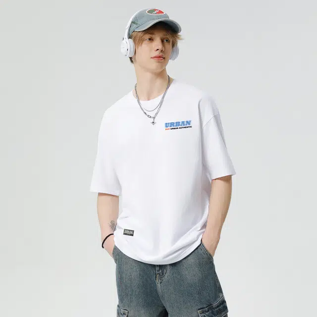 URBAN AUTHENTIC T