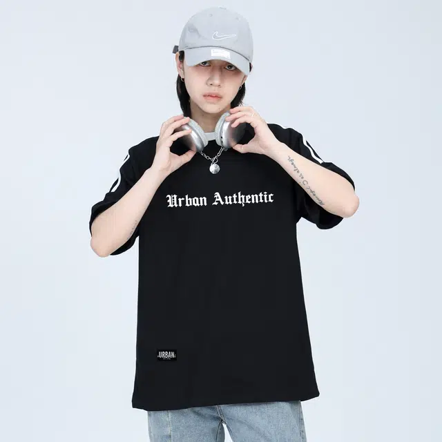 URBAN AUTHENTIC T