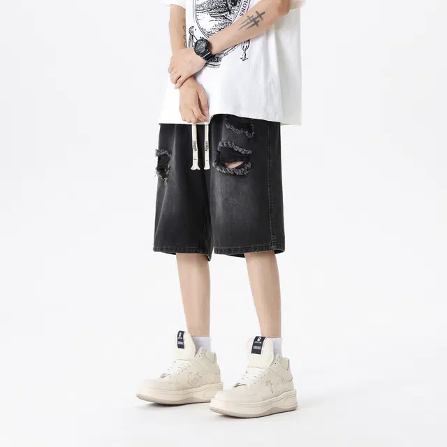 URBAN AUTHENTIC