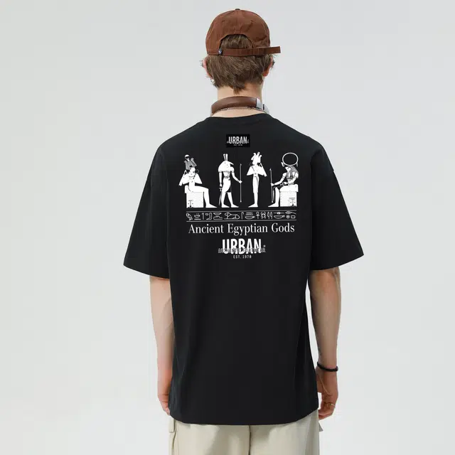 URBAN AUTHENTIC T