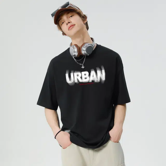 URBAN AUTHENTIC LOGOT