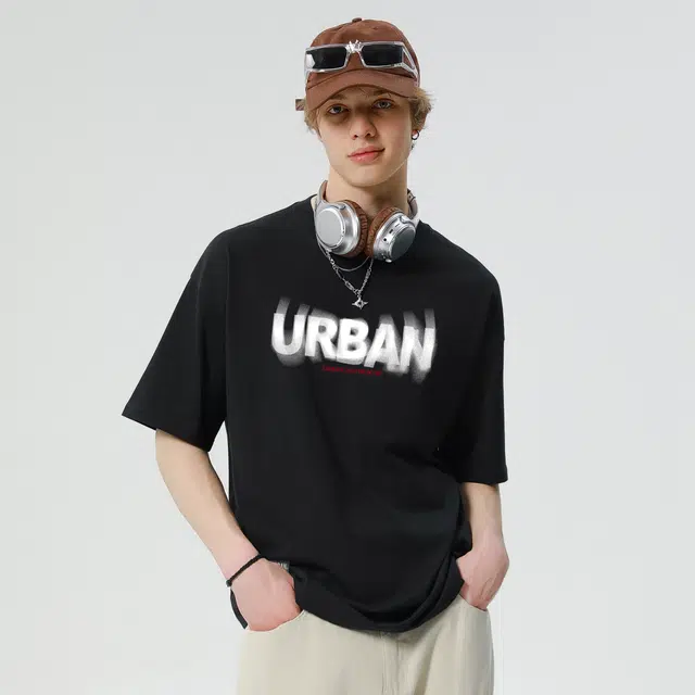 URBAN AUTHENTIC LOGOT