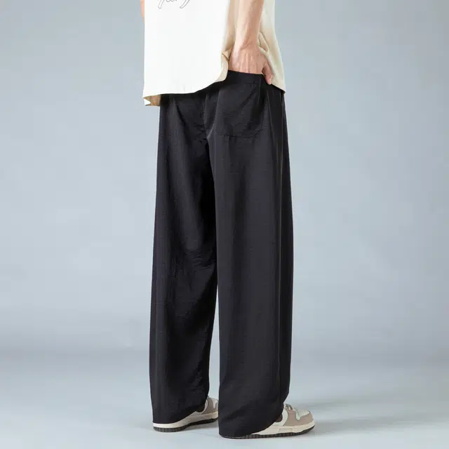 URBAN AUTHENTIC