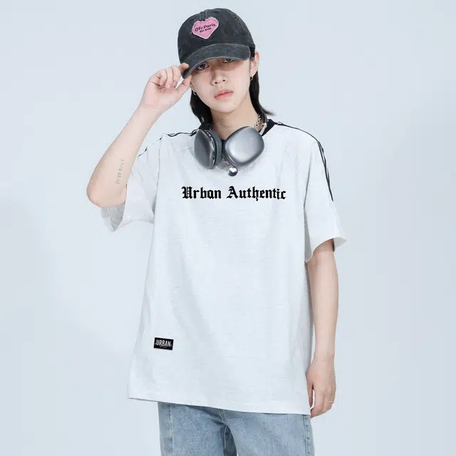 URBAN AUTHENTIC T