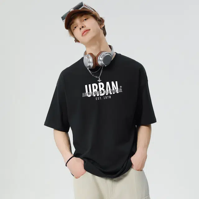 URBAN AUTHENTIC T