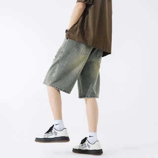 URBAN AUTHENTIC