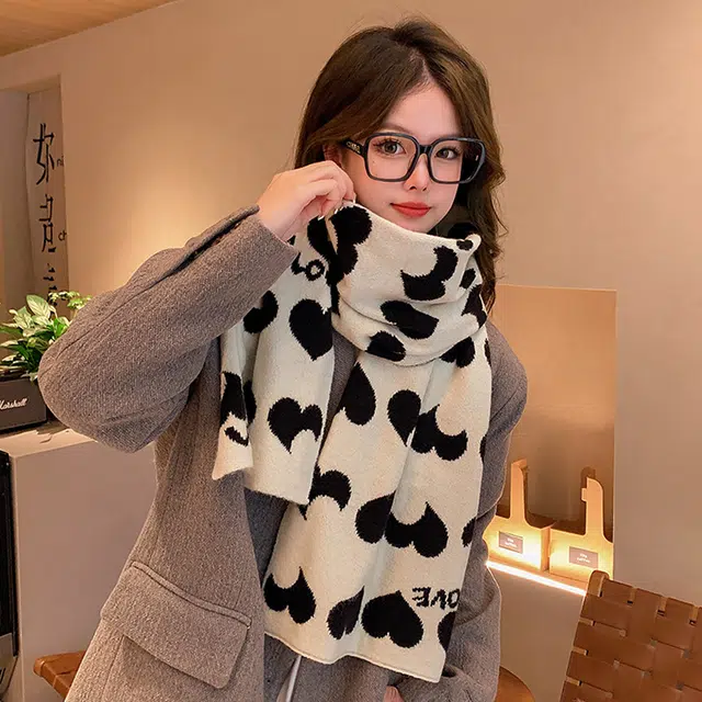 木林森 超舒适爱心双面围巾小众百搭高级感披肩韩版时尚加厚围脖 围巾 男女同款情侣款