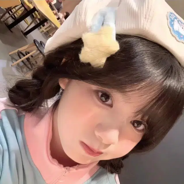 木林森 日系可爱甜美卡通兔子贴布夏季薄款透气百搭显脸小画家帽 腈纶 贝雷帽 女款