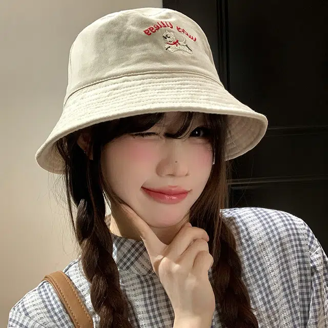 木林森 可爱小狗刺绣宽檐软顶户外出行遮阳运动风时尚潮流百搭大头围显脸小 棉 渔夫帽 男女同款情侣款