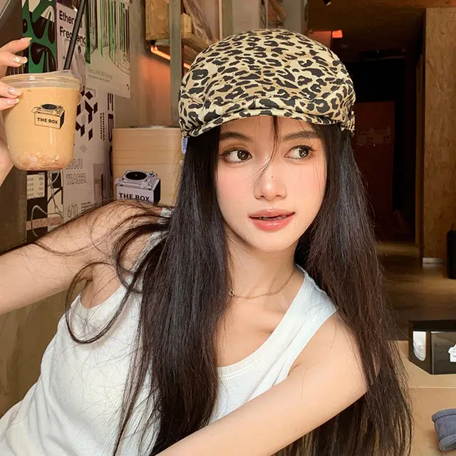 木林森 小众个性美式复古辣妹豹纹前进帽 棉涤 贝雷帽 女