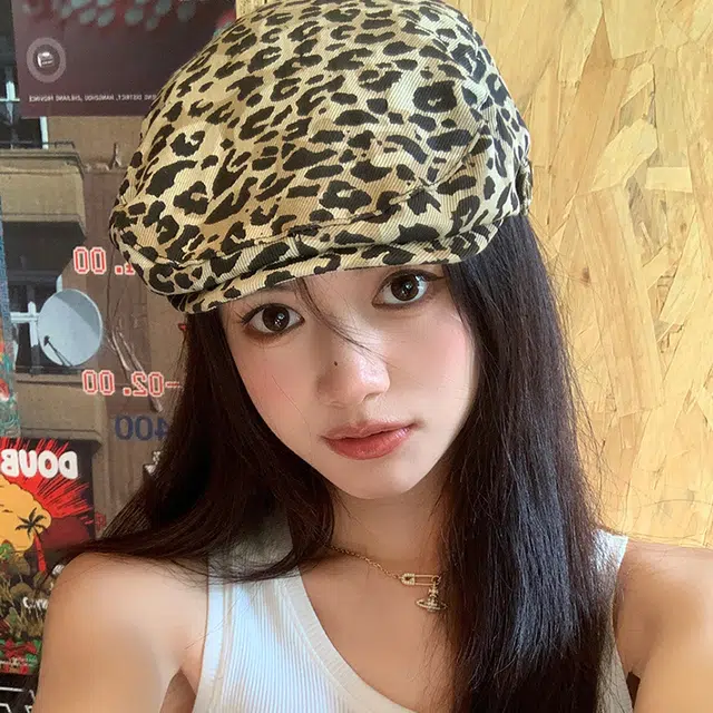 木林森 小众个性美式复古辣妹豹纹前进帽 棉涤 贝雷帽 女